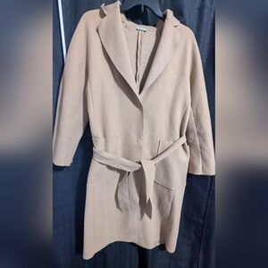EUC Elegant Tan Women's Trench Coat SZ XS/S with Tie And Button Closures
